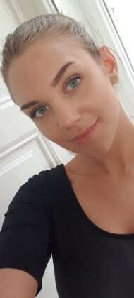 Ava, a profile featured on the CallmeChat reference website